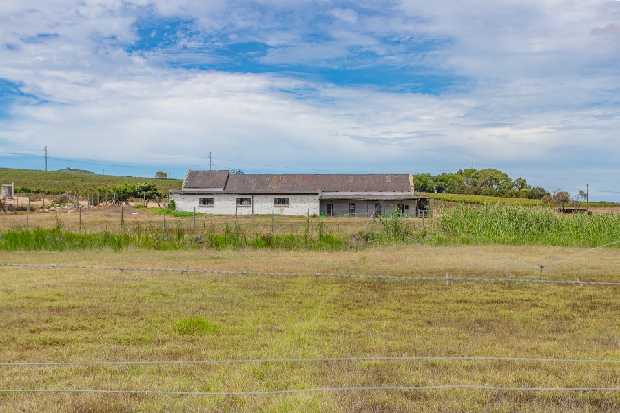 6 Bedroom Property for Sale in Lyndoch Western Cape